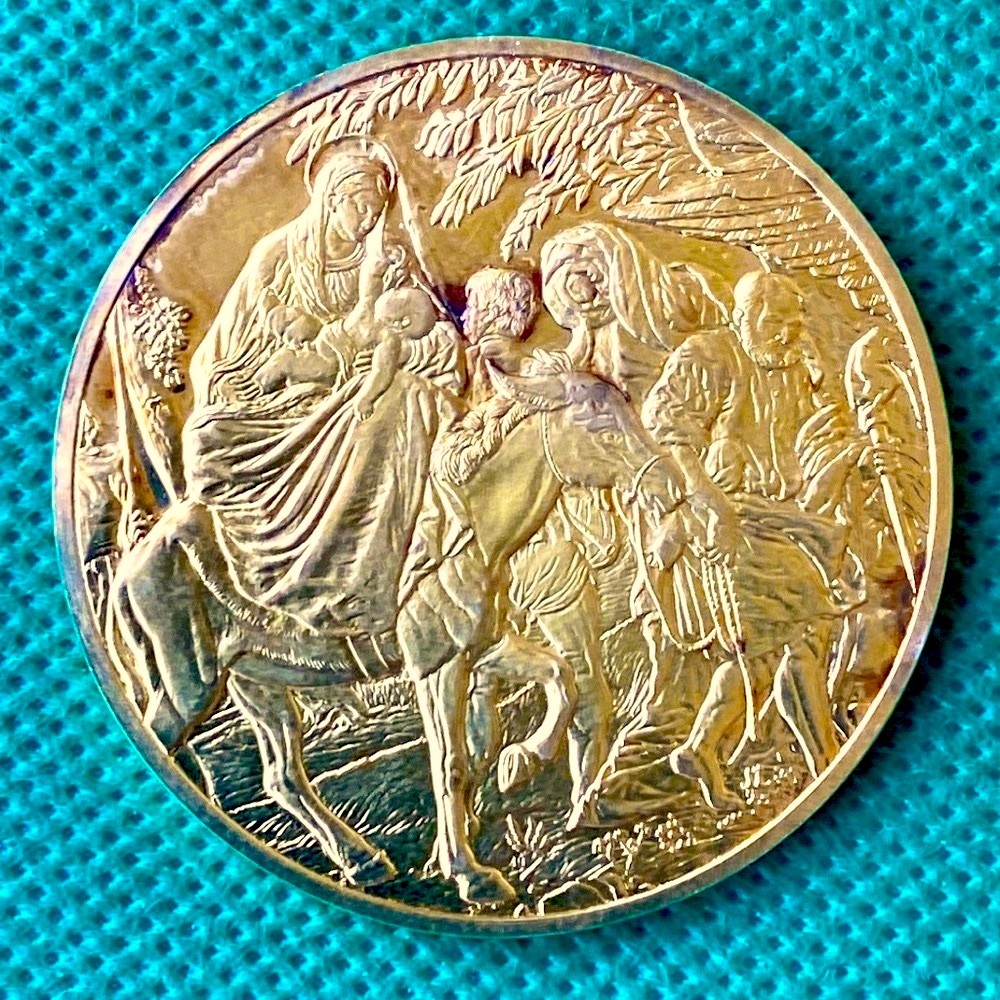 24 karat gold on sterling silver Flight into Egypt vintage coin medal